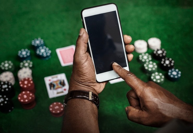 Mobile user and Brand 